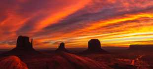 Sunrise over Monument Valley-8099.jpg Sunrise over Monument Valley-8099.jpg